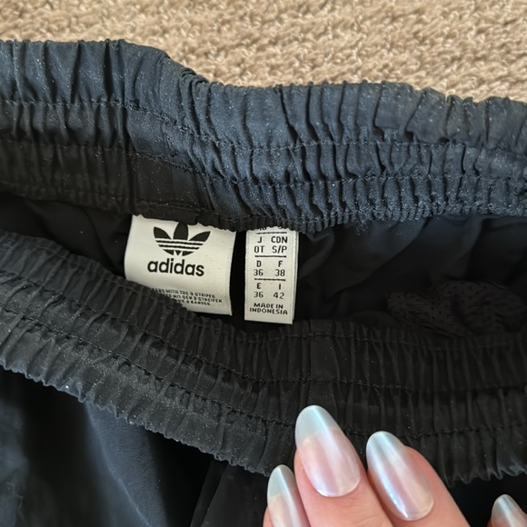 ADIDAS 3D trefoil 3 stripe jogger - Picture 3 of 3